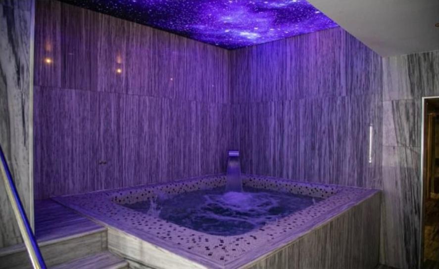Hotel 2h Oran